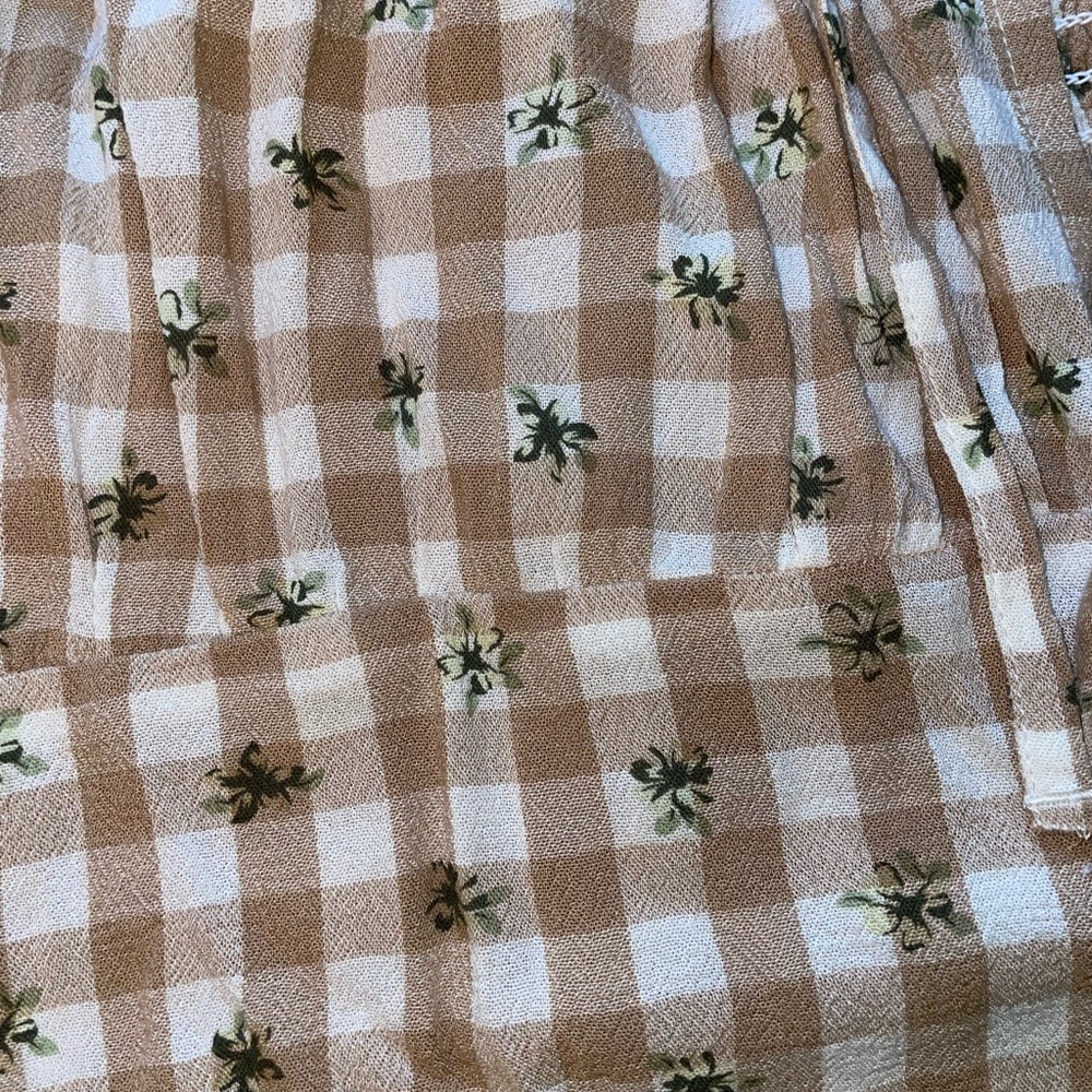 bp cropped tan floral spaghetti strap tank‎ - Picture 3 of 8